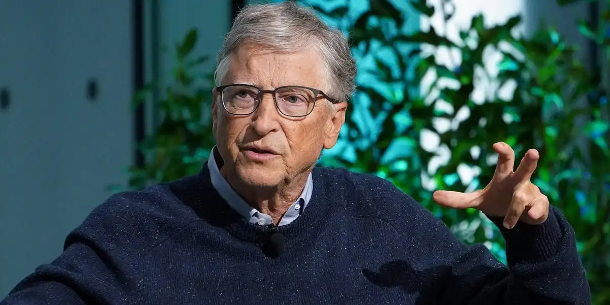 Bill Gates says a 3-day work week where 'machines can make all the food and stuff' isn't a bad idea