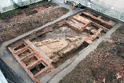 Archaeologists find traces of Gloucester’s medieval castle