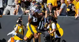 Hawkeyes serve tasty dessert before a bland meal overall