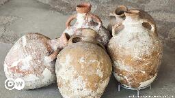 Surprising facts about amphorae — antiquity's packaging – DW – 08/16/2023