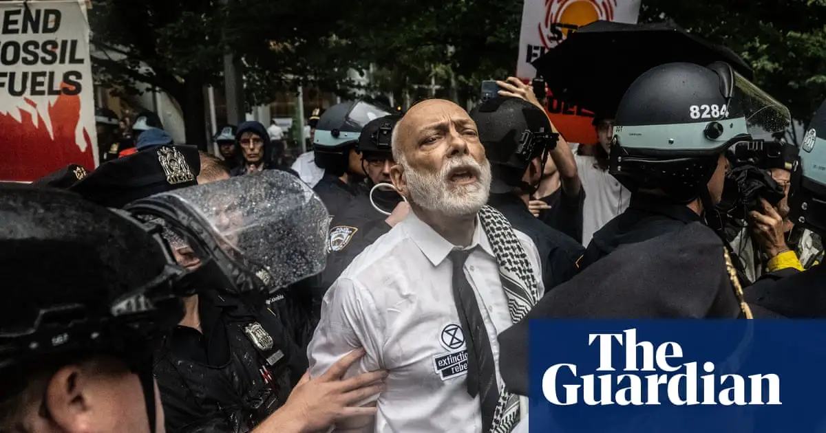 Cello-playing climate activist arrested at New York Citibank protest as crackdown escalates