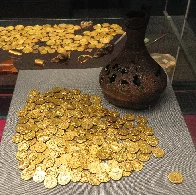 Hoard of Roman gold coins, Britain, 2nd century AD