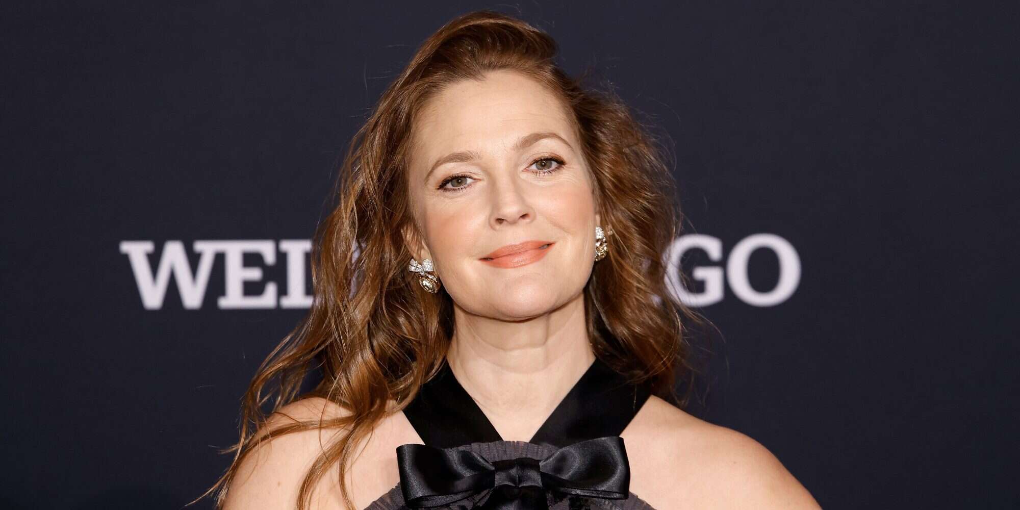 Drew Barrymore announces talk show will not return until strike ends