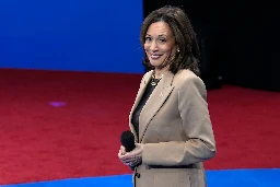 Trump MAGA supporters crash Harris’ rally ... and she smokes them with a great one-liner