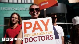 Junior doctors in England start five-day strike