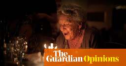 US women now live six years longer than men. American life expectancy is still dire | Arwa Mahdawi