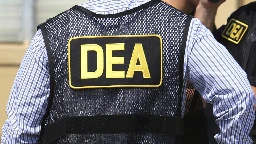 Shadowy snitch takes starring role in bribery trial of veteran DEA agents