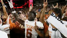 No. 10 Texas had nothing to fear from big, bad Alabama in breakthrough victory
