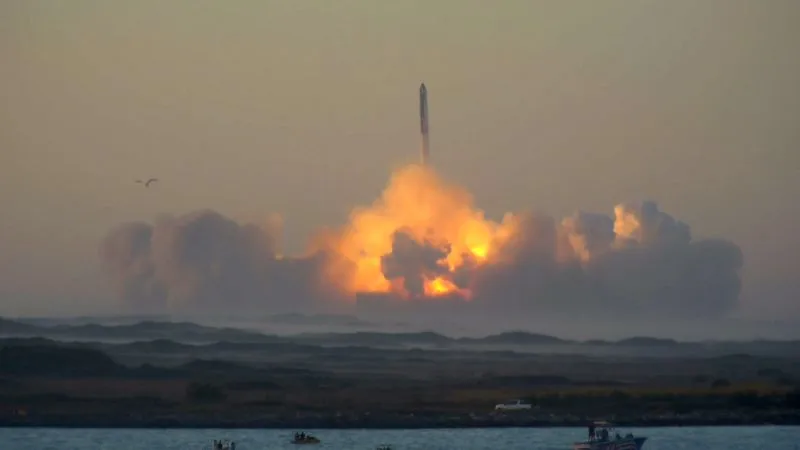 Elon Musk’s SpaceX rocket explodes in second test flight | CNN