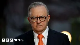 Australian PM apologises for Tourette's syndrome remark