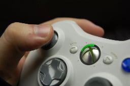 FBI indicts three in insider trading scheme that utilized Xbox 360 chat to hide comms