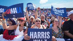 'Unhappy' Trump Is Freaking Out Over Harris' Crowd Sizes