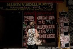 Argentina’s Monthly CPI to Fall Below 10% in April, Milei Says
