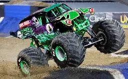 Weekend Recap: Grave Digger Sweeps in Calgary and Tampa