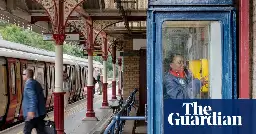 Four London Underground phone kiosks given Grade II-listed status