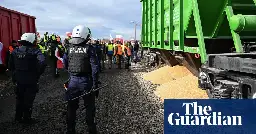 Polish farmers dump grain in protest as Ukraine dispute deepens
