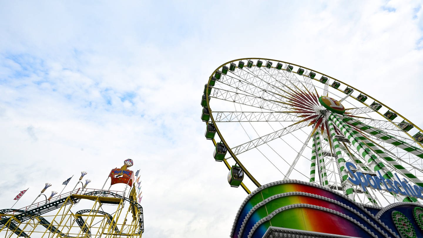 Norovirus nach Feiern im Festzelt: 300 Menschen nach Frühlingsfest Stuttgart mit Magen-Darm