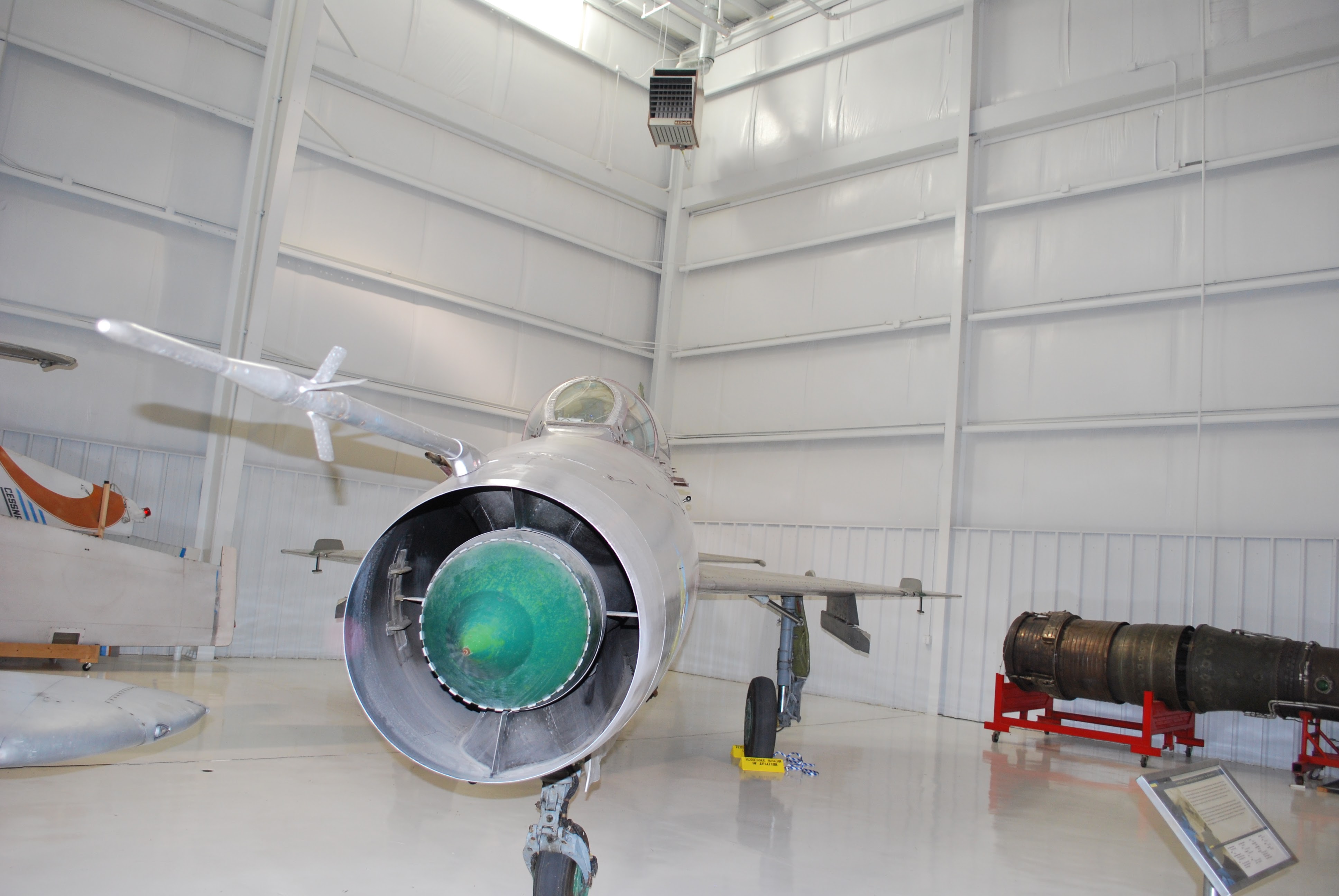 [OC] MIG-21 Fishbed, Tennessee Museum of Aviation, Sevierville TN 3872 X 2592