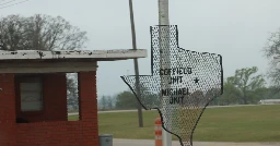 Texas prisoners struggle to endure heat wave in facilities without air conditioning