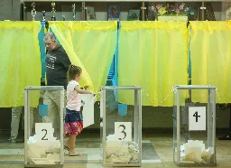 Poll: 62% of Ukrainians favor postponing elections until after war