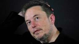 Right-wing influencers pledge to bail out Elon Musk after Apple, Disney, others suspend advertising on X