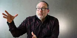 Wikipedia's Jimmy Wales warns of addictive nature of social media