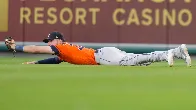 Kyle Tucker ends game with diving grab [ESPN Video]