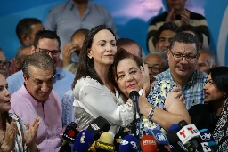 María Corina Machado anuncia que Corina Yoris la sustituirá como candidata presidencial