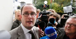 'Pipigate' peeing scandal puts Belgian minister in hot water