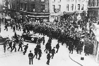 Battle of Cable Street (1936) On this day in 1936, 20,000 anti-fascists turned out in East London to drive out a rally of 2,000-3,000 fascists organized by Oswald Mosley, forcing them to flee...