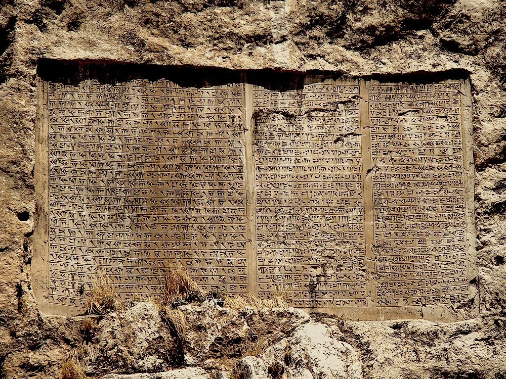 5000-Year-Old Tablets Can Now Be Decoded by Artificial Intelligence, New Research Reveals - The Debrief