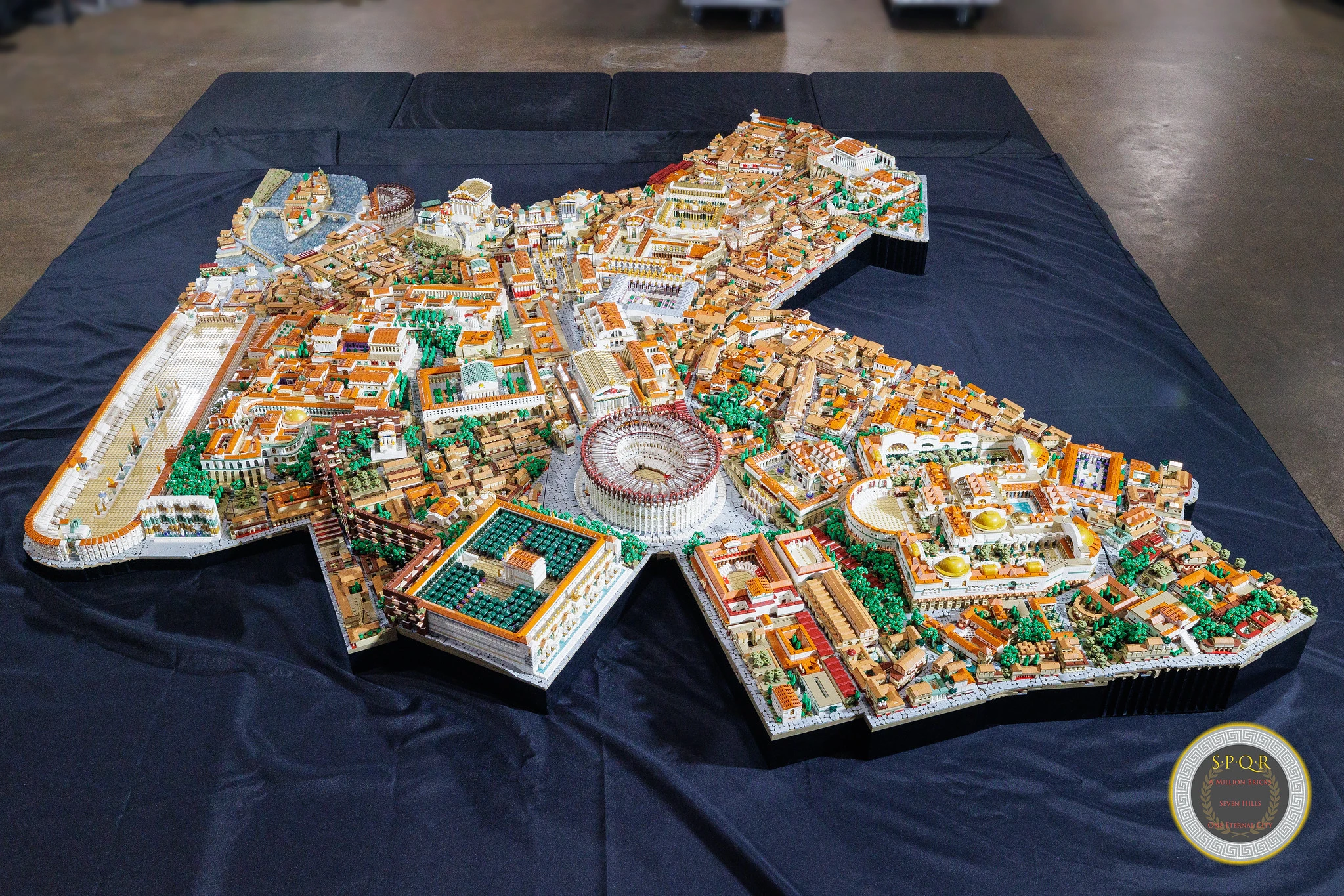 Jaw-dropping model of Rome took 107,000 LEGO bricks to build! - The Brothers Brick