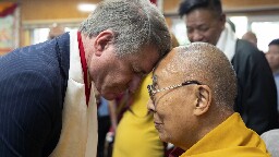 US lawmakers meet with Dalai Lama in India's Dharamshala, sparking anger from China