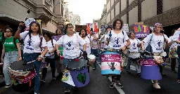 Peruvian activists risk lives to help women access abortion