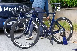 Is this the new Canyon Aeroad? Updated aero bike spotted at the Critérium du Dauphiné