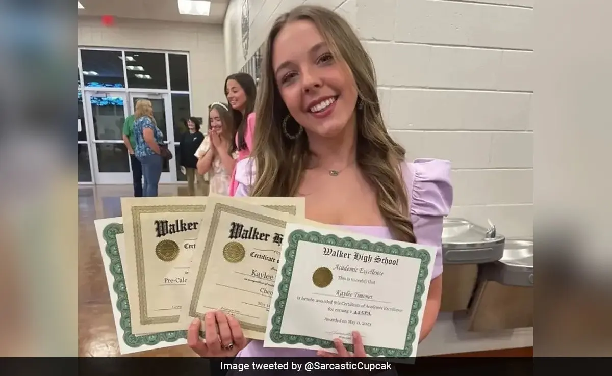 US High School Student Loses Scholarship Over Social Media Twerking Video