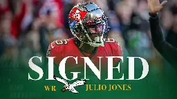 Eagles sign Julio Jones