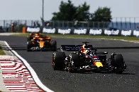 F1: Wolff: Verstappen makes F1 rivals look 'like a field of F2 cars'