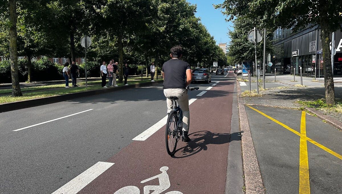 A Lille, les conducteurs désormais verbalisés grâce aux caméras de vidéosurveillance - France Bleu