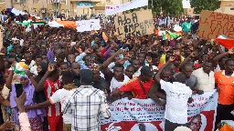 Niger&nbsp;: la Cedeao ordonne le déploiement de sa force pour restaurer l’ordre constitutionnel - rtbf.be