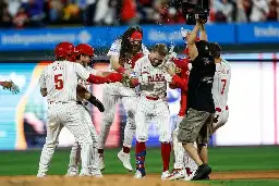 Buddy Kennedy’s walk, Kody Clemens’ single gives the Phillies a walk-off win over the Rays