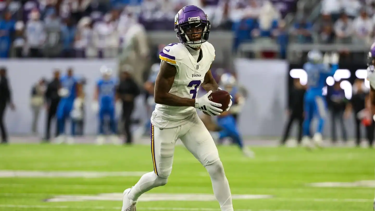 Vikings' Jordan Addison leaves practice with potentially serious leg injury