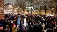 Hamburg: Nach AfD-Treffen mit Rechtsextremen: Rund 2.000 Menschen demonstrieren vor AfD-Parteibüro