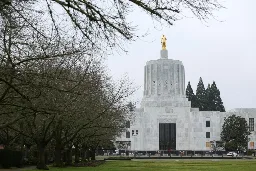 With Oregon facing rampant public drug use, lawmakers backpedal on pioneering decriminalization law