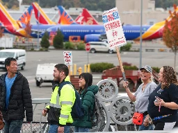 Boeing workers vote to reject wage deal, extend strike