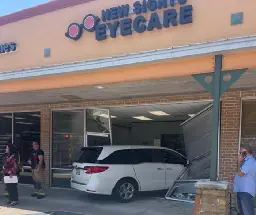 Multiple people transported after van crashes into eye care center in northwest Harris County