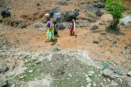 Rural India runs dry as thirsty megacity Mumbai sucks water