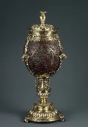 Cup with cover - Wikipedia