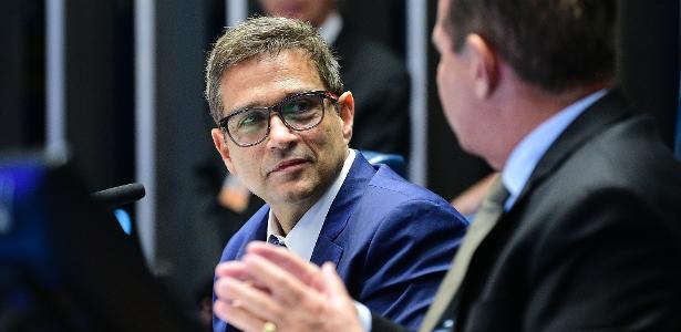 Rotativo do cartão de crédito deve ser extinto, diz Campos Neto