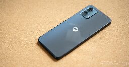 Motorola is disabling Android phones purchased through unauthorized sellers in Mexico
